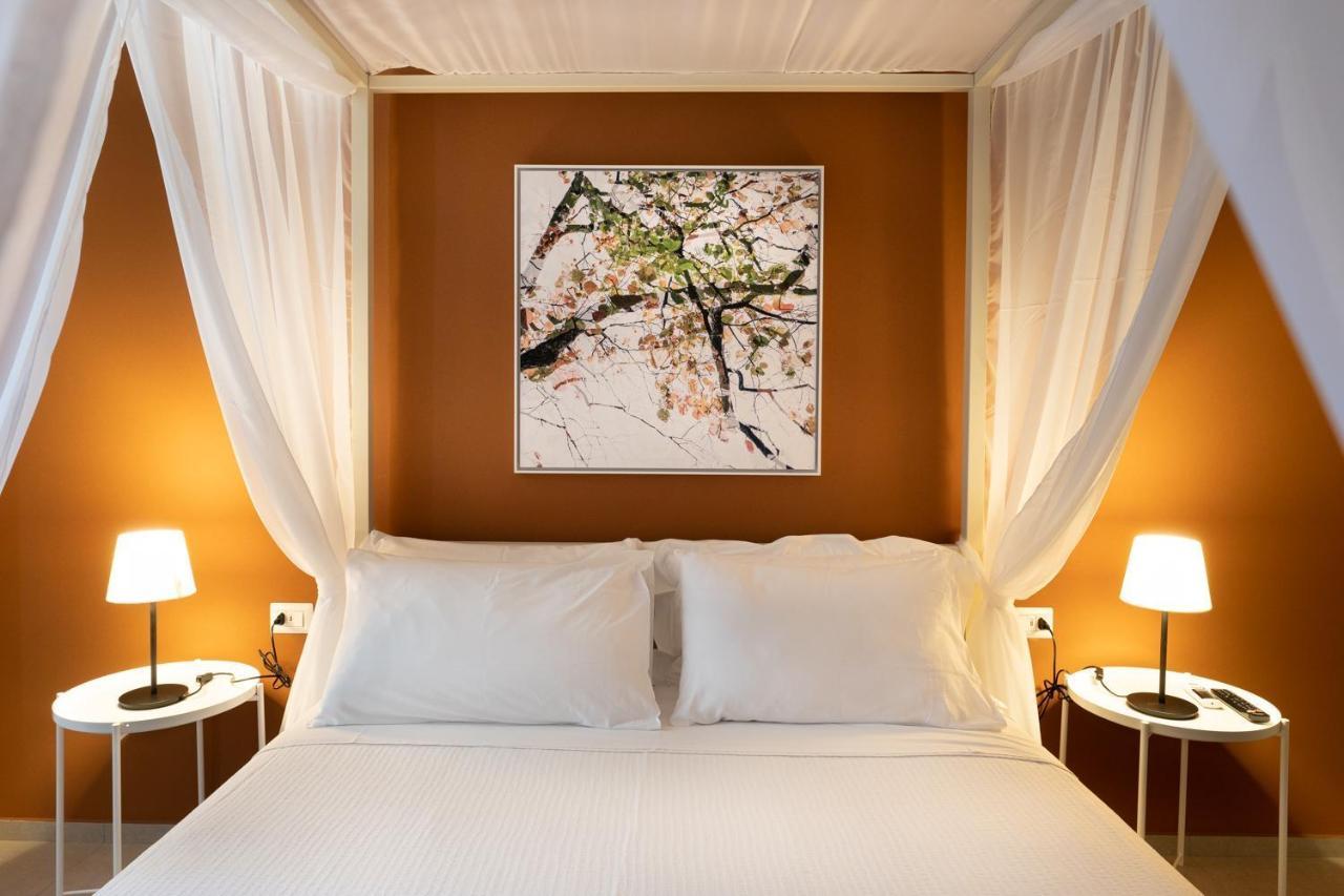 Sant'Agostino Luxury Apartments คาตาเนีย ภายนอก รูปภาพ