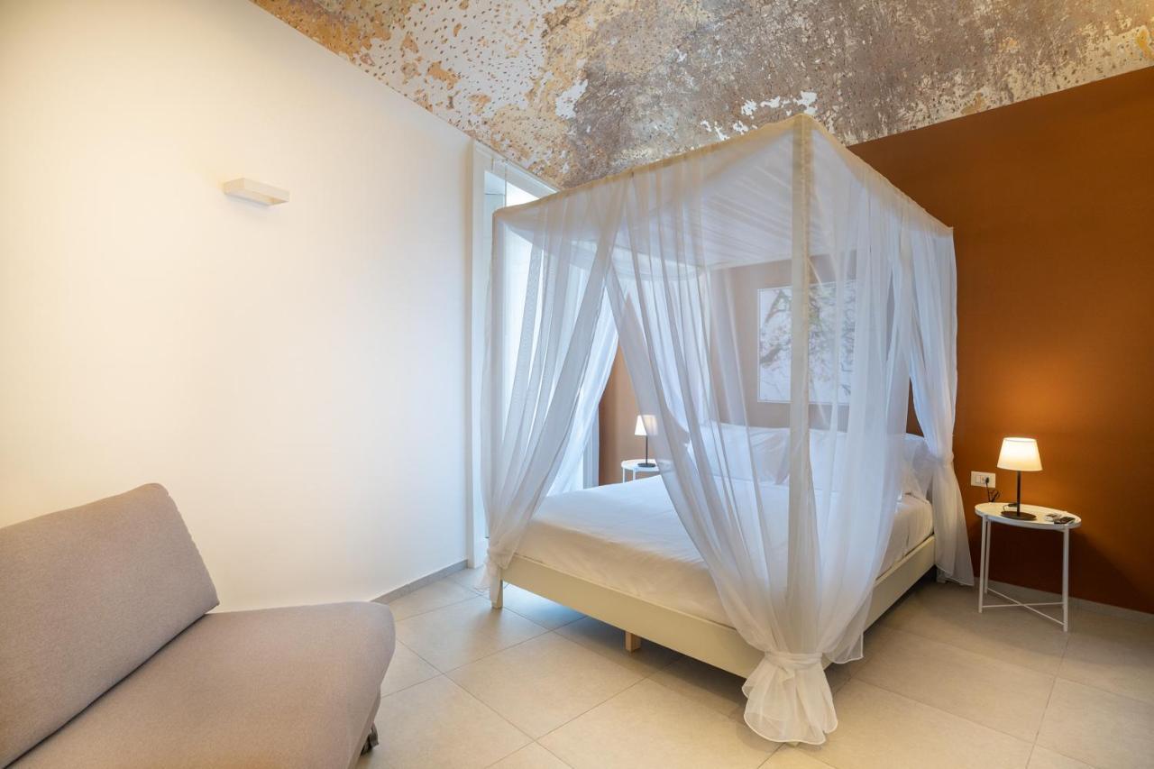 Sant'Agostino Luxury Apartments คาตาเนีย ภายนอก รูปภาพ
