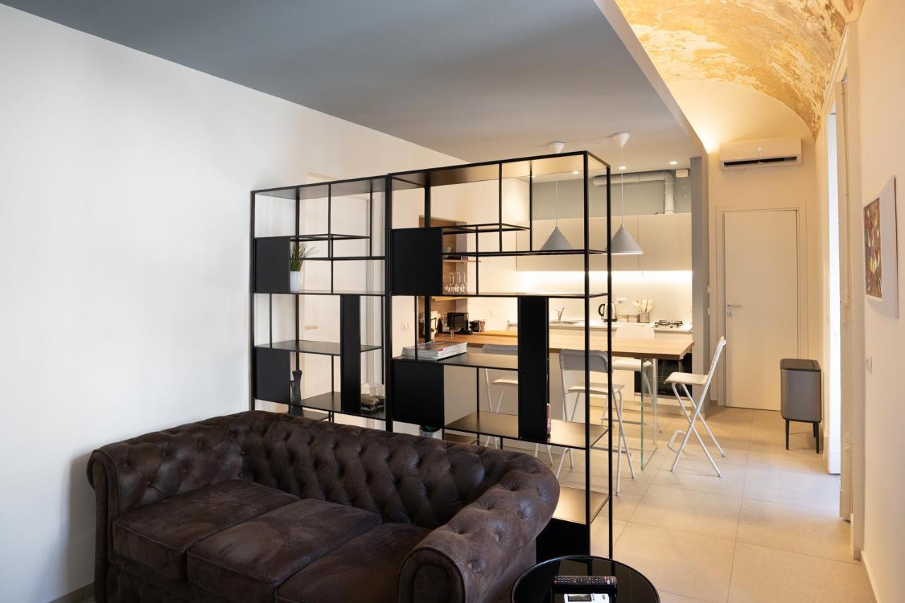 Sant'Agostino Luxury Apartments คาตาเนีย ภายนอก รูปภาพ