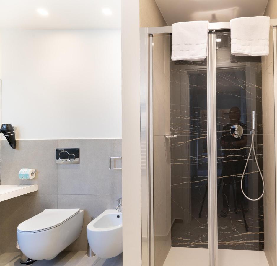 Sant'Agostino Luxury Apartments คาตาเนีย ภายนอก รูปภาพ
