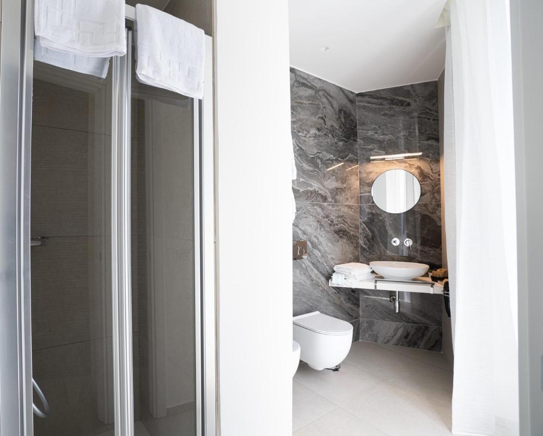 Sant'Agostino Luxury Apartments คาตาเนีย ภายนอก รูปภาพ